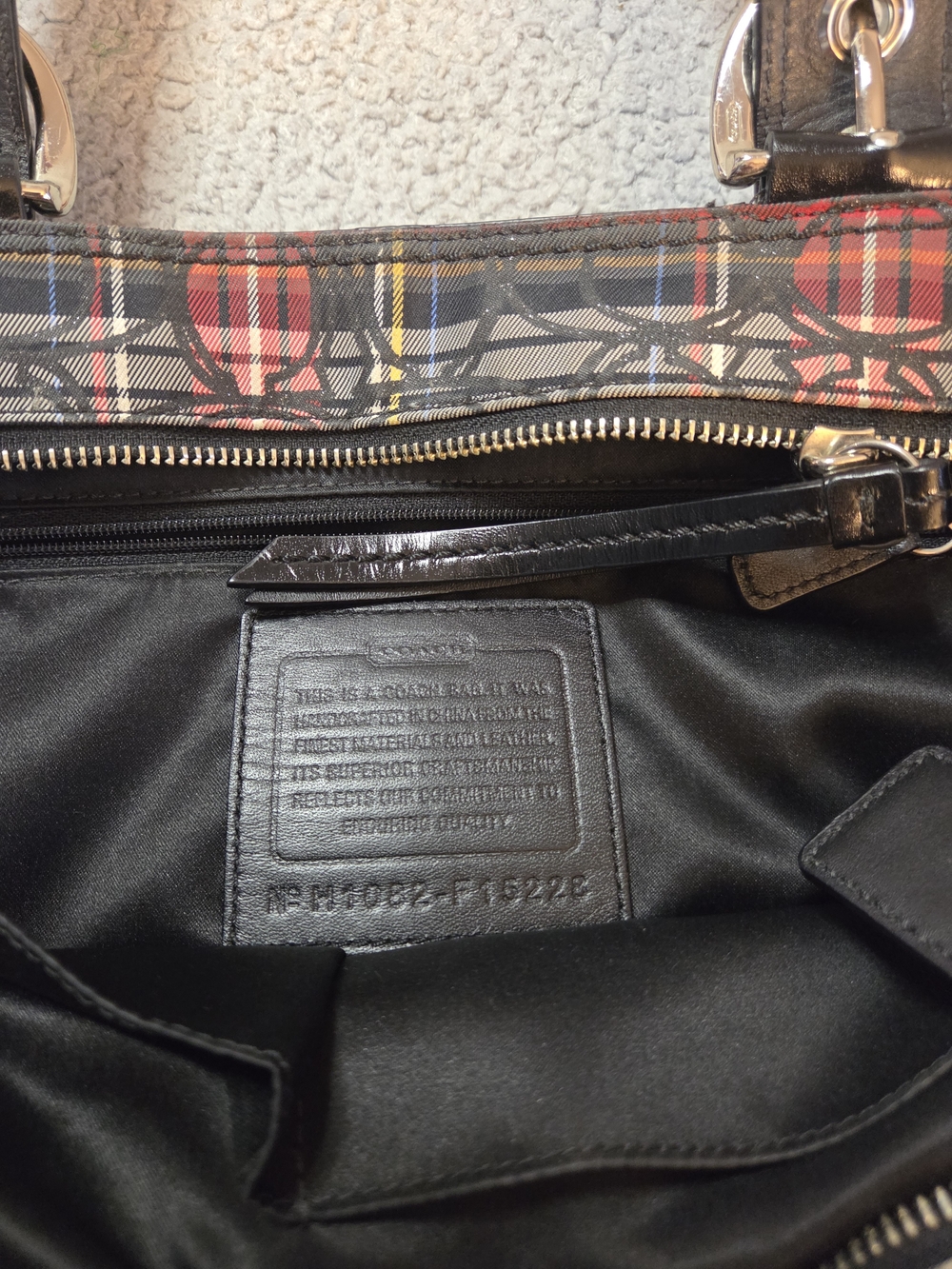 Coach Plaid Shoulder Bag with Black Trim and Red Accent - Picture 10 of 11